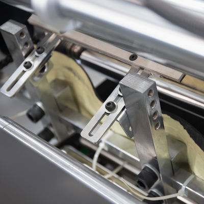 25N.m Magnetic Powder Brake Aluminum Foil Rewinding Machine per esigenze personalizzate