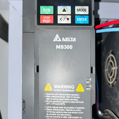 Fogli di alluminio di alta velocità Rolla di produzione Taglio Taglio Rivolgibile Machine Rivolgibile con 1 pollice tubo di carta