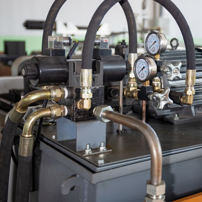 Prodotto professionale Semi-automatico Saw Blade Press Machine 2130*1480*1180mm in Dimensione