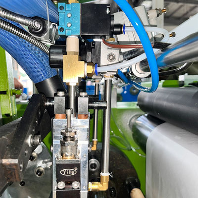 Cibo facile da usare 4 fusioni Rivilatore di carta da forno completamente automatico Rivilatore di carta di alluminio