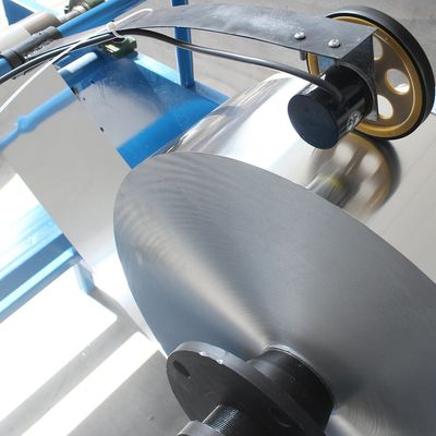 Rewinder manuale per macchine per fogli di alluminio per uso domestico